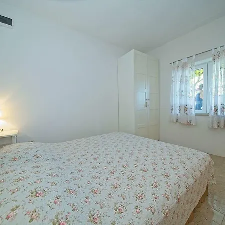 דירה Apartman Sidro *